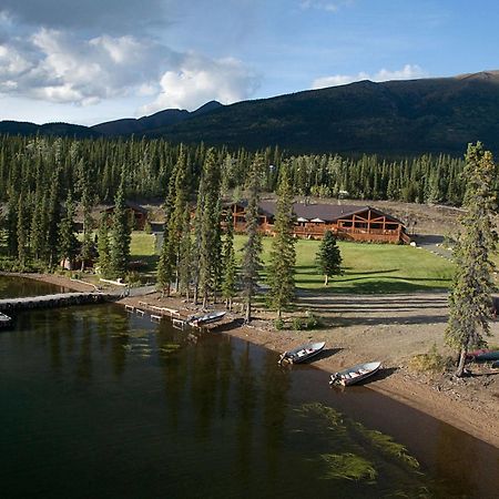 Inconnu Lodge Mcevoy Lake Esterno foto