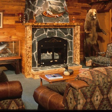 Inconnu Lodge Mcevoy Lake Esterno foto